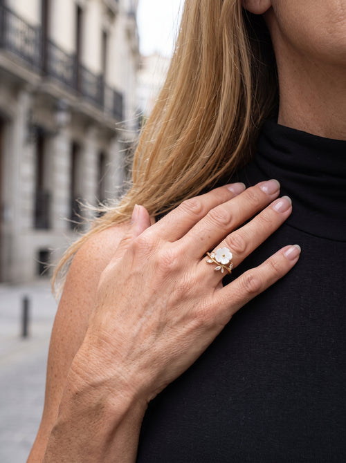 Anillo Flower Blanco