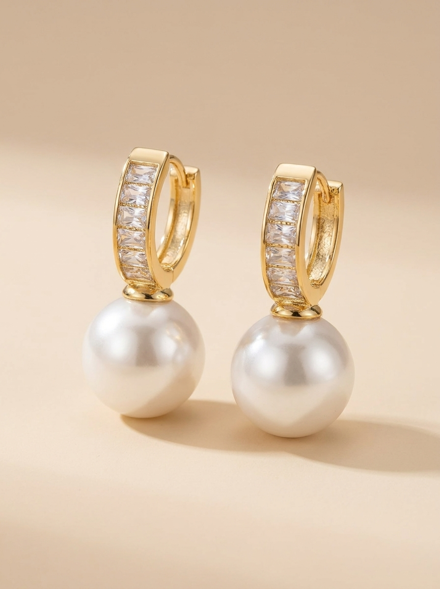 Pearl Drop Hoops-Pendientes