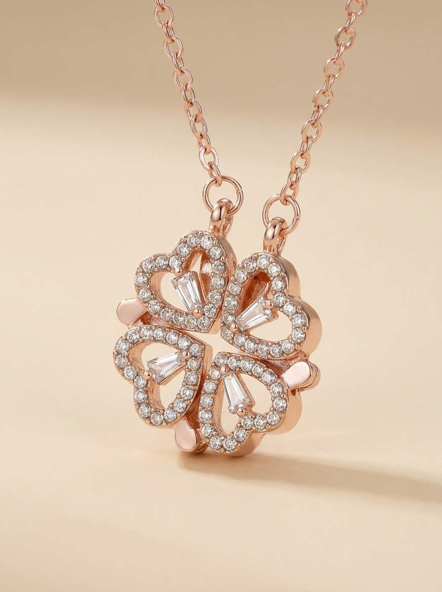 Clover Heart-Collar